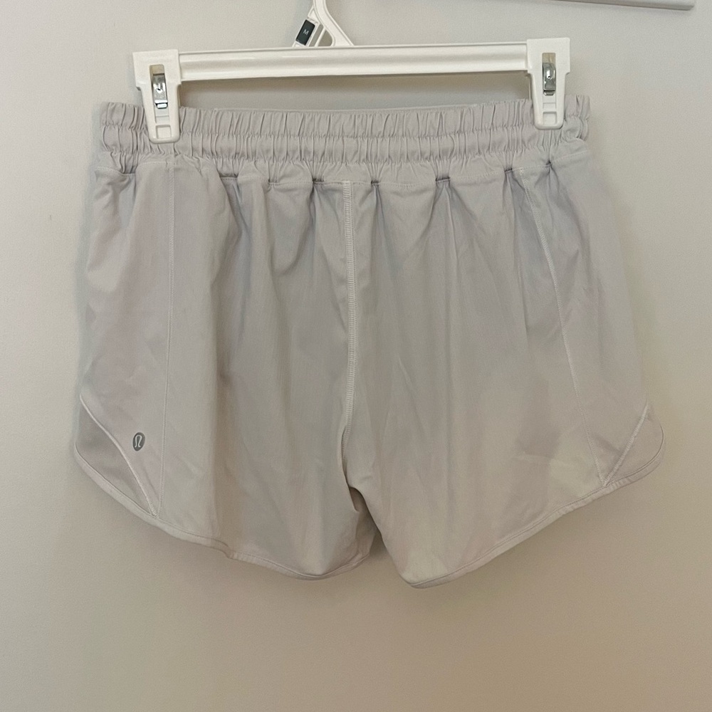 Lululemon Hotty Hot Low Rise 4in White